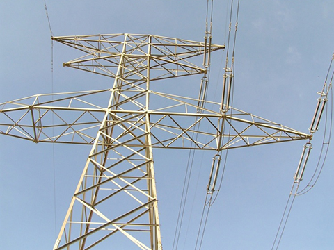 Redes de transporte y distribución de energía eléctrica